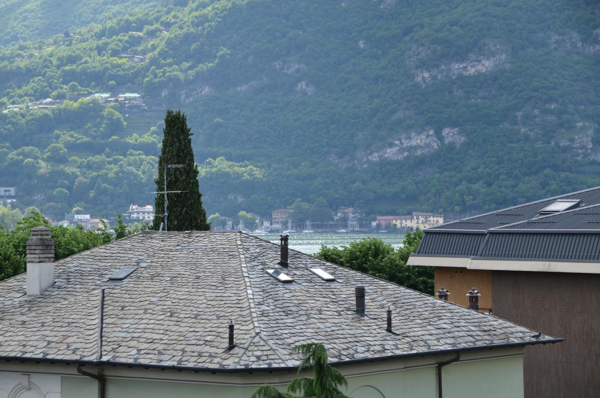 Big Romantic Lake View & Terrace Lejlighed Lecco Eksteriør billede